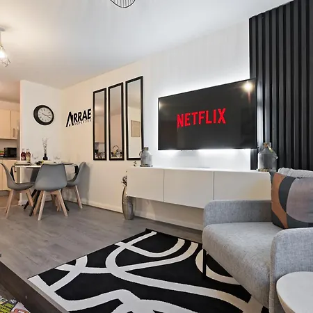 Apartament The Paragon Suite, Sleeps 3, Centre, By Broad Street, New Street Station, Bullring And Grand